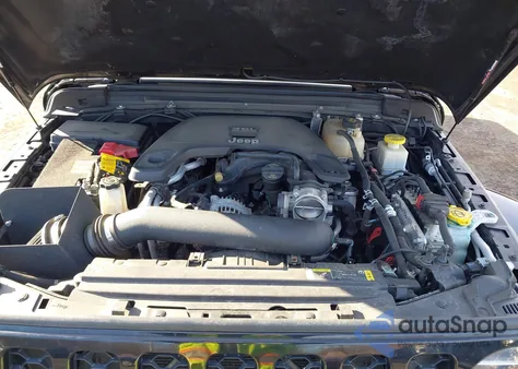 2021 Jeep Gladiator Willys 4X4 z USA, uszkodzony, nr VIN 1C6HJTAG3ML565884